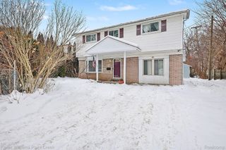 86 Perkins Street, Pontiac, MI 48342