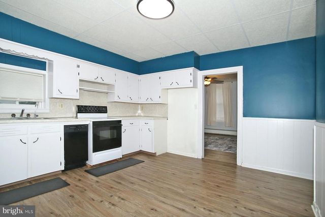 133 W MARKET ST, Jonestown, PA 17038