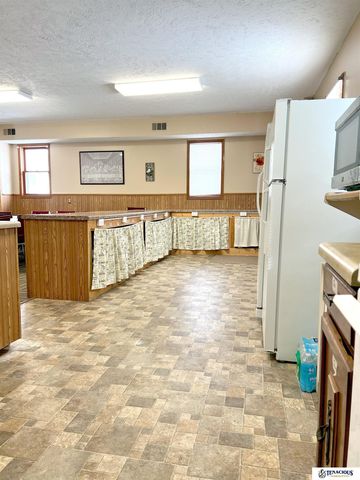 418 S 14th Street, Wymore, NE 68466