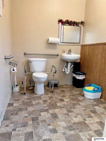 418 S 14th Street, Wymore, NE 68466