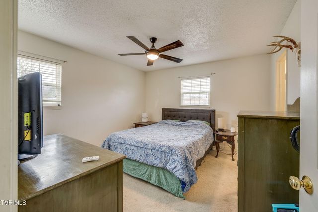 468 Old Embreeville Road, Jonesborough, TN 37659