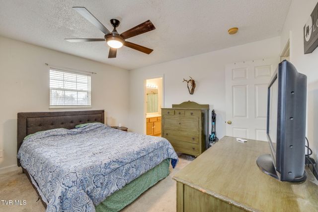 468 Old Embreeville Road, Jonesborough, TN 37659