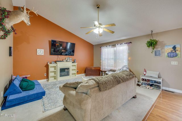 468 Old Embreeville Road, Jonesborough, TN 37659