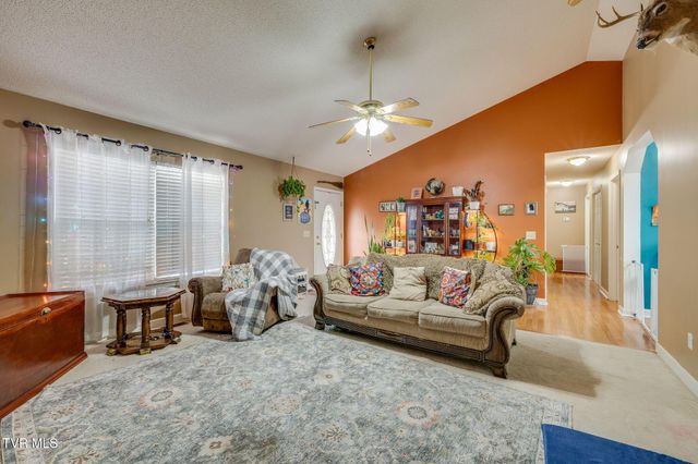 468 Old Embreeville Road, Jonesborough, TN 37659