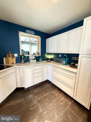 7051 GREENBANK RD, Baltimore, MD 21220