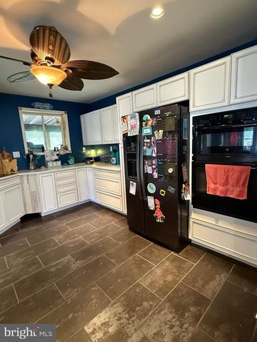 7051 GREENBANK RD, Baltimore, MD 21220