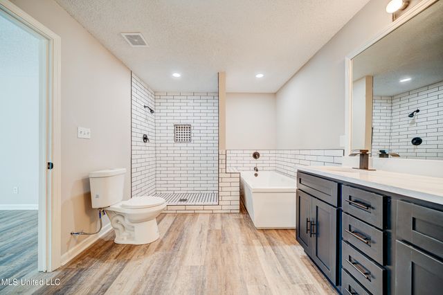 177 S Fork Dr Cove, Senatobia, MS 38668
