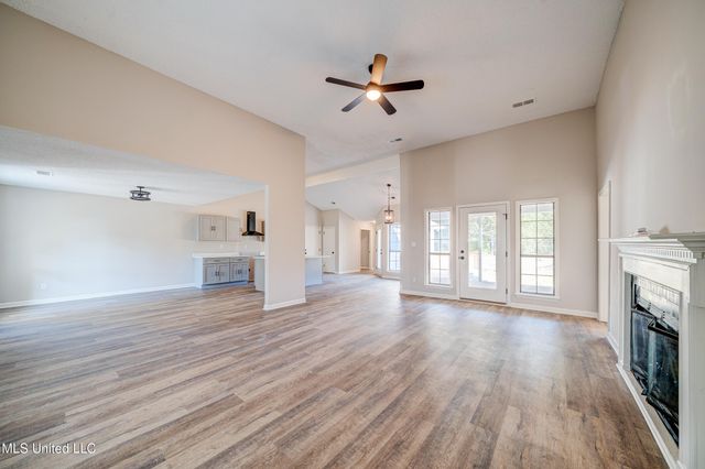 177 S Fork Dr Cove, Senatobia, MS 38668