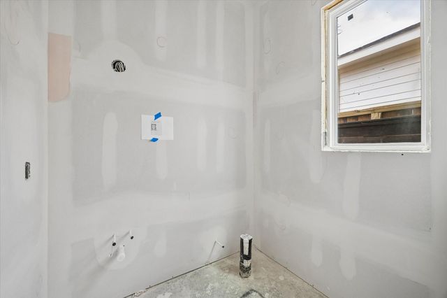 1335 Gardenia Drive, Houston, TX 77018