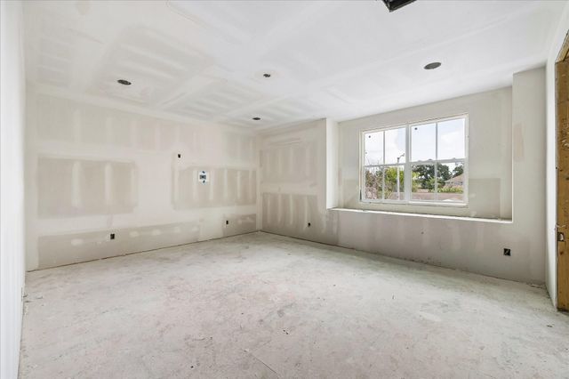 1335 Gardenia Drive, Houston, TX 77018