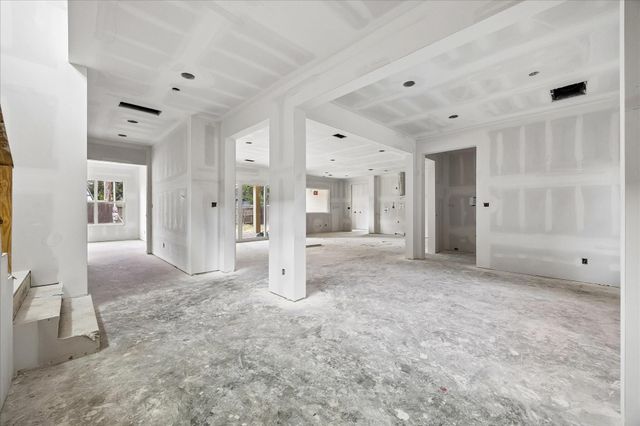 1335 Gardenia Drive, Houston, TX 77018