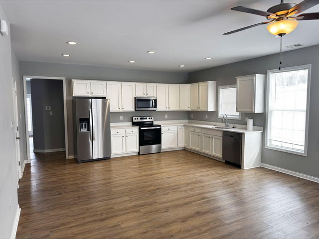 227 E Oak Street, Nicholasville, KY 40356