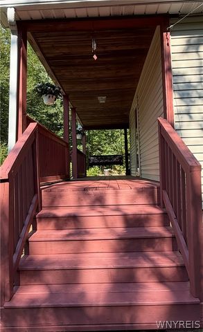 8709 Heath Road, Colden, NY 14033
