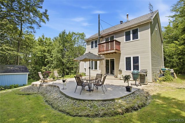 8709 Heath Road, Colden, NY 14033