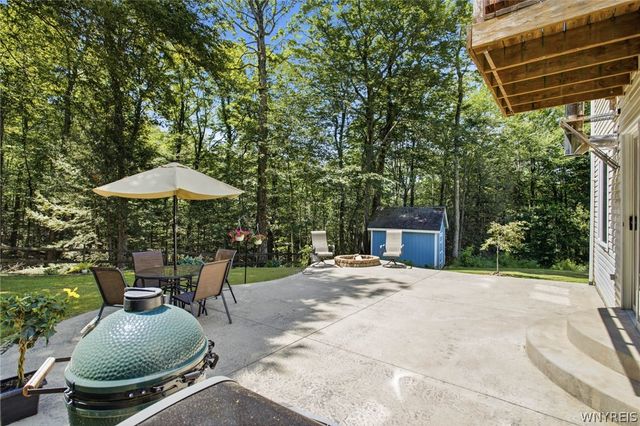 8709 Heath Road, Colden, NY 14033