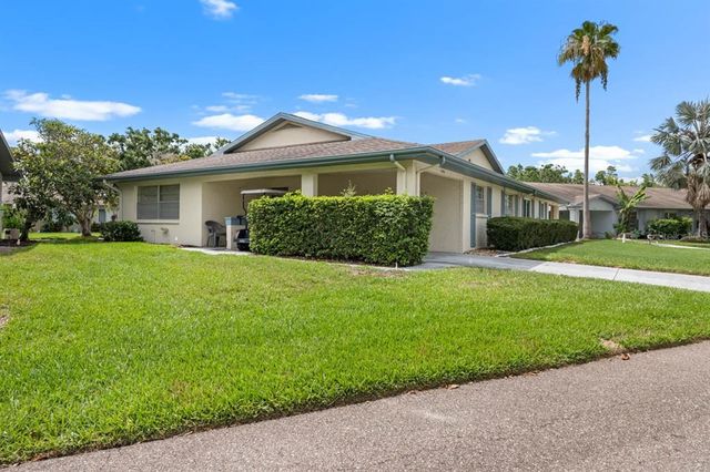 2006 HADRIAN COURT, Sun City Center, FL 33573