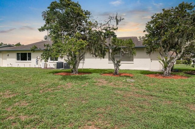 2006 HADRIAN COURT, Sun City Center, FL 33573