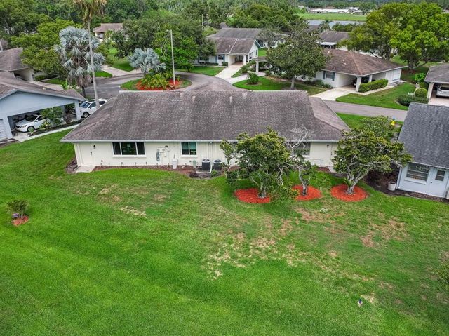 2006 HADRIAN COURT, Sun City Center, FL 33573