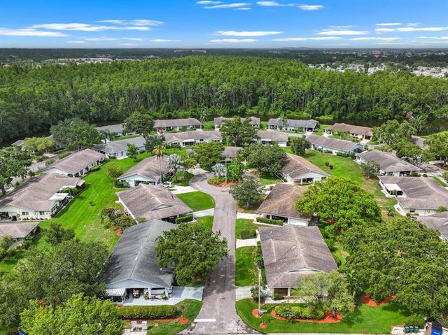 2006 HADRIAN COURT, Sun City Center, FL 33573