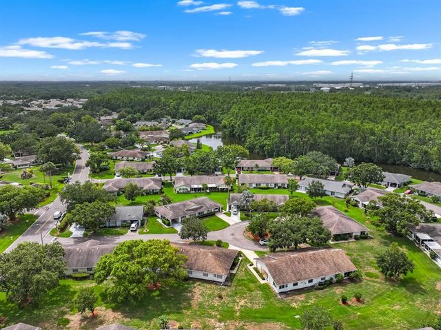 2006 HADRIAN COURT, Sun City Center, FL 33573
