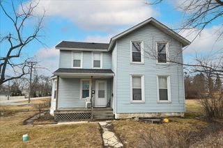 1121 Richards Street, Joliet, IL 60433