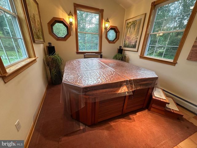 34 MARLBOROUGH LN, Glen Mills, PA 19342
