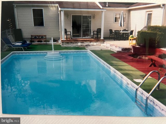34 MARLBOROUGH LN, Glen Mills, PA 19342