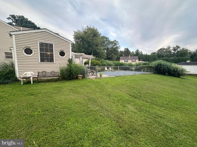 34 MARLBOROUGH LN, Glen Mills, PA 19342