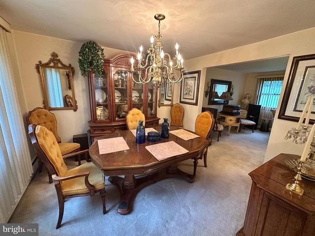 34 MARLBOROUGH LN, Glen Mills, PA 19342