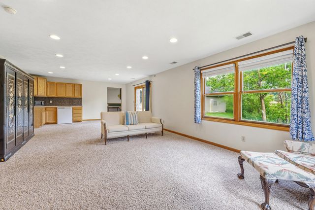 2124 Hilltop View Drive, Dorr, MI 49323