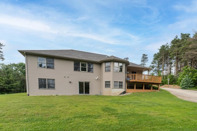 2124 Hilltop View Drive, Dorr, MI 49323