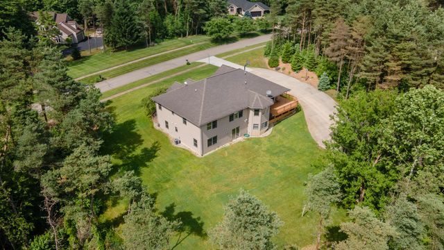 2124 Hilltop View Drive, Dorr, MI 49323