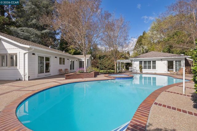 170 S Jackson Way, Alamo, CA 94507