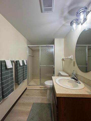 9372 Kingsview Lane N, Maple Grove, MN 55369