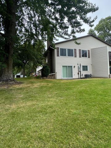 9372 Kingsview Lane N, Maple Grove, MN 55369