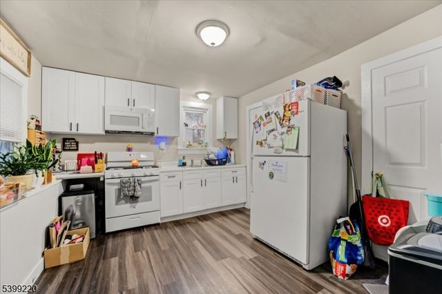 14 Church St, Sussex Boro, NJ 07461