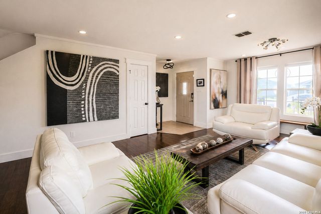 249 WILLOW CRST, Cibolo, TX 78108