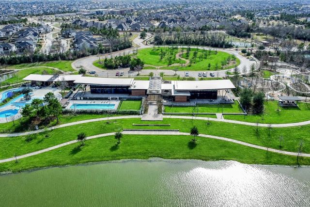 15331 Algunas Plumas Street, Cypress, TX 77433