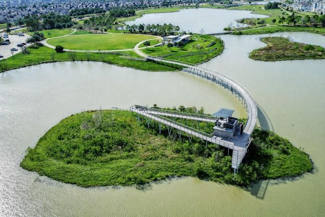 15331 Algunas Plumas Street, Cypress, TX 77433