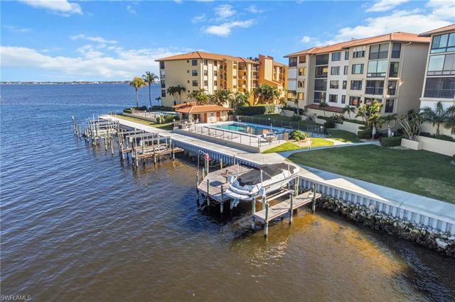 4013 SE 20th PL # 401, Cape Coral, FL 33904