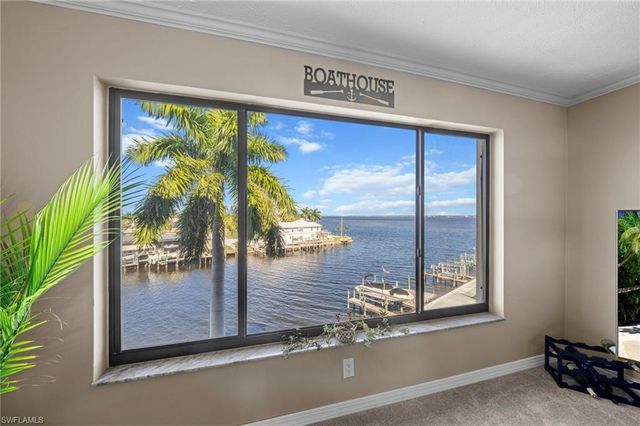 4013 SE 20th PL # 401, Cape Coral, FL 33904