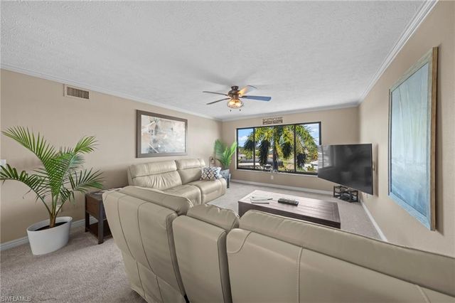 4013 SE 20th PL # 401, Cape Coral, FL 33904