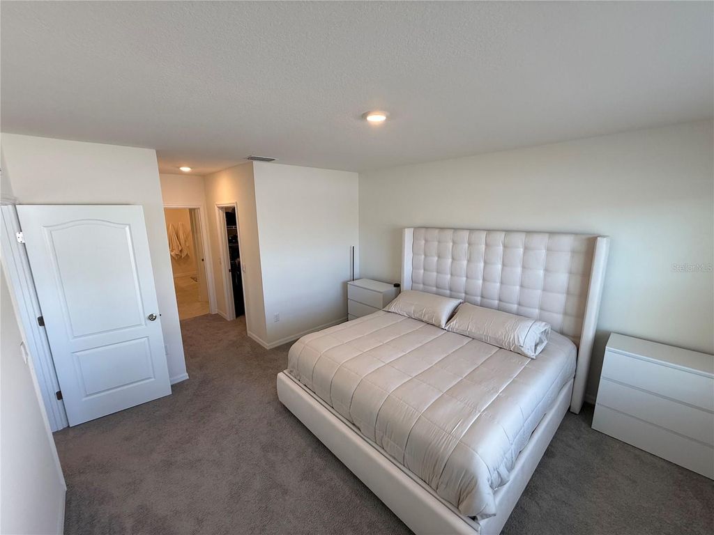 Image 23 of property listing at 1431 PRINCESS TREE COURT, Haines City, FL 33844