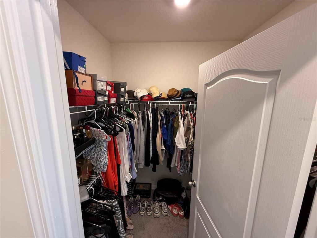 Image 27 of property listing at 1431 PRINCESS TREE COURT, Haines City, FL 33844