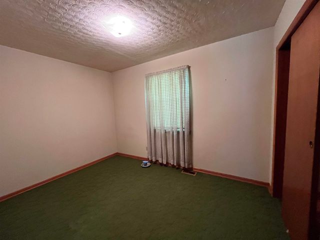 275 S third Street, Mammoth Spring, MO 72554