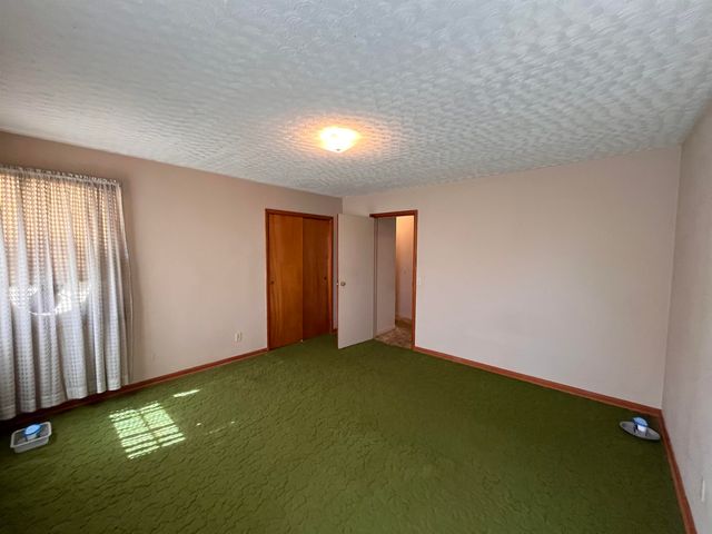 275 S third Street, Mammoth Spring, MO 72554