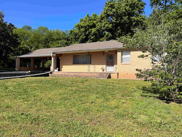 275 S third Street, Mammoth Spring, MO 72554
