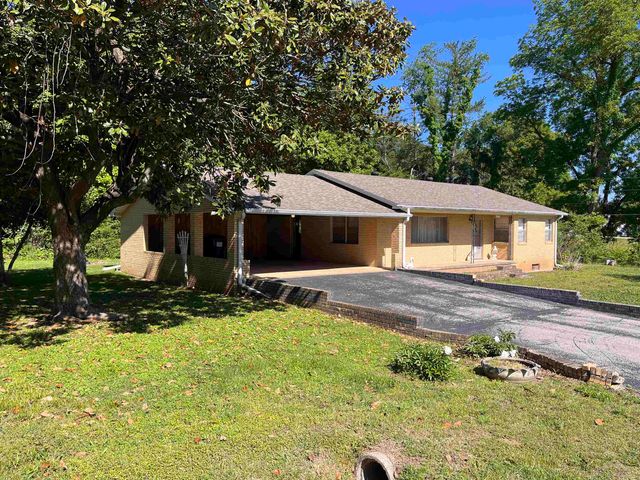 275 S third Street, Mammoth Spring, MO 72554