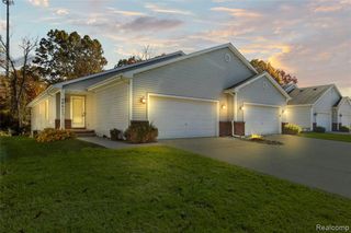 2951 Gabriel Drive, Commerce Twp, MI 48382