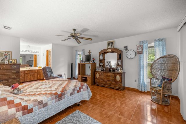 11211 SW 58TH AVENUE ROAD, Ocala, FL 34476